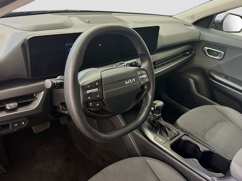 Used 2025 Kia K4 FWD image 18
