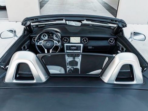 Used 2014 Mercedes-Benz SLK 350 image 22