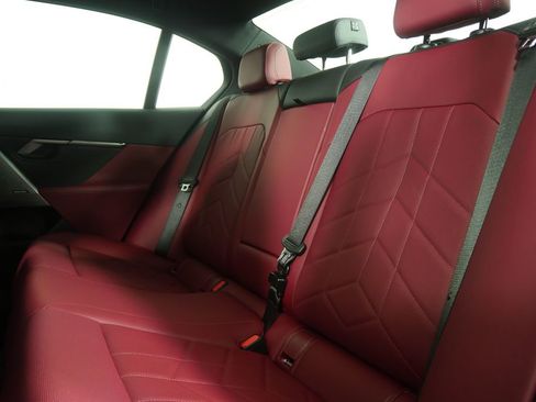 Certified 2025 BMW 530i image 16