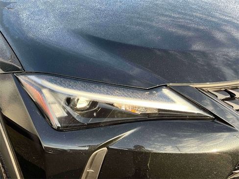 Used 2023 Lexus UX 250h 250h Base image 10