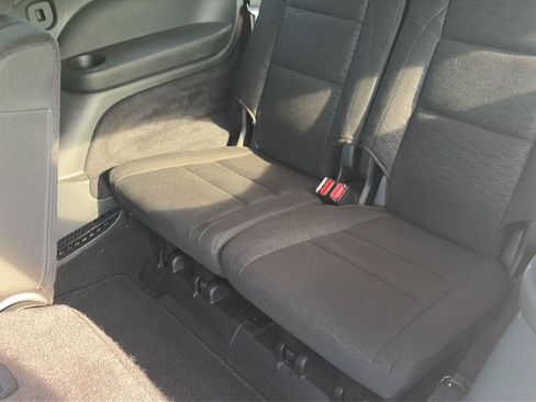 Used 2025 Dodge Durango GT AWD/4WD image 12