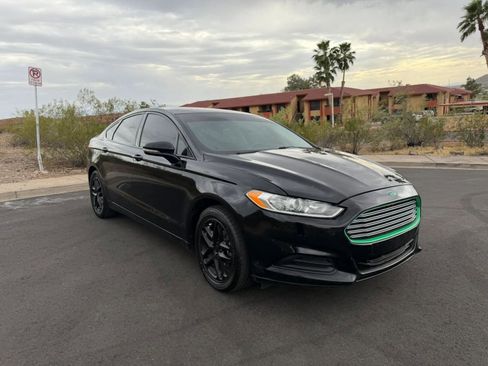 Used 2016 Ford Fusion SE image 7
