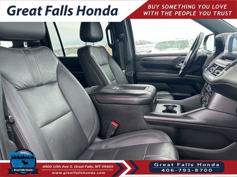 Used 2022 Chevrolet Suburban RST w/ Luxury Package image 35