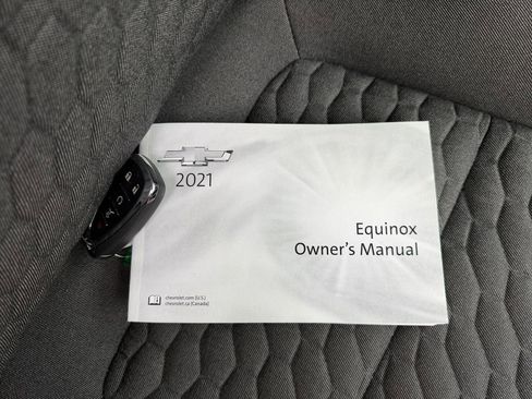 Used 2021 Chevrolet Equinox LT image 33