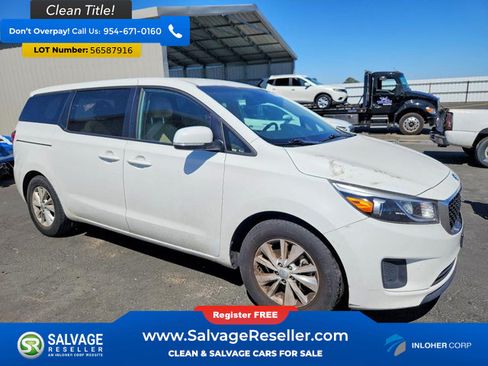 Used 2017 Kia Sedona LX FWD image 5