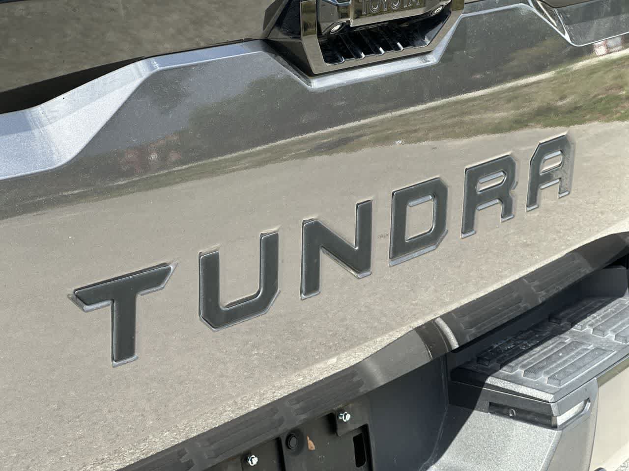 Used 2022 Toyota Tundra Platinum w/ Advanced Package RWD image 12