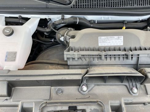 New 2025 GMC Savana 2500 Extended w/ Driver Convenience Package image 29