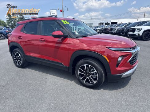 New 2026 Chevrolet TrailBlazer LT w/ Convenience Package image 1