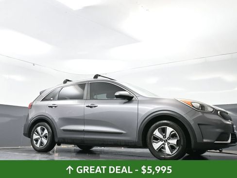 Used 2018 Kia Niro LX FWD image 49