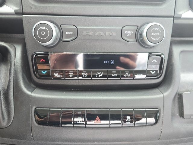 Used 2025 RAM ProMaster 3500 w/ Quick Order Package 22G SLT FWD image 17