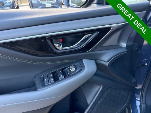 Used 2025 Subaru Outback Onyx Edition AWD/4WD image 16