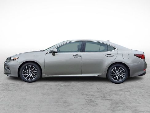 Used 2016 Lexus ES 350 w/ Navigation System Package FWD image 7