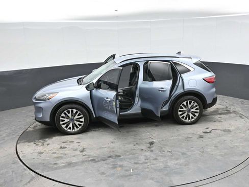 Used 2022 Ford Escape Titanium AWD/4WD image 54
