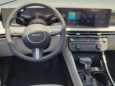 New 2026 Hyundai Tucson SE FWD image 6