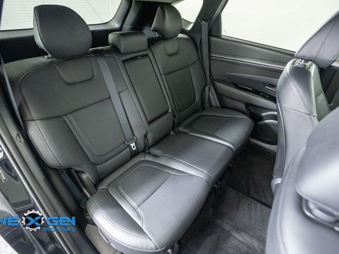 Used 2022 Hyundai Tucson Limited AWD/4WD image 41