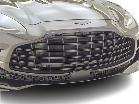 Used 2023 Aston Martin DBX 707 image 4