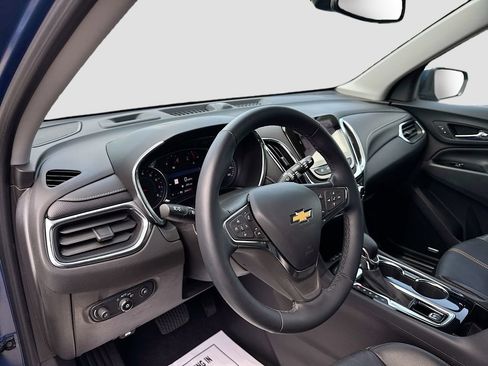 Used 2024 Chevrolet Equinox Premier FWD image 9