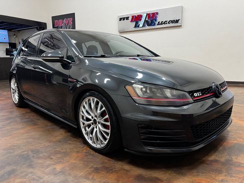 Used 2015 Volkswagen GTI Autobahn w/ Lighting Package (SEL) FWD image 3