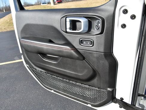 Used 2024 Jeep Gladiator Rubicon image 30