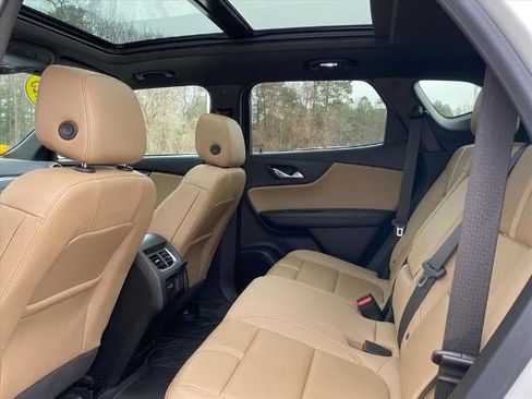 Certified 2023 Chevrolet Blazer Premier w/ Driver Confidence II Package image 25