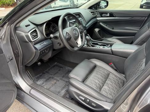 Used 2020 Nissan Maxima Platinum w/ Sport Mat Group FWD image 12