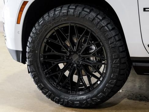Used 2026 GMC Yukon XL Denali Ultimate AWD/4WD image 81
