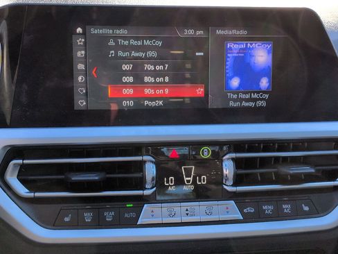 Used 2020 BMW 330i Sedan w/ Convenience Package image 22