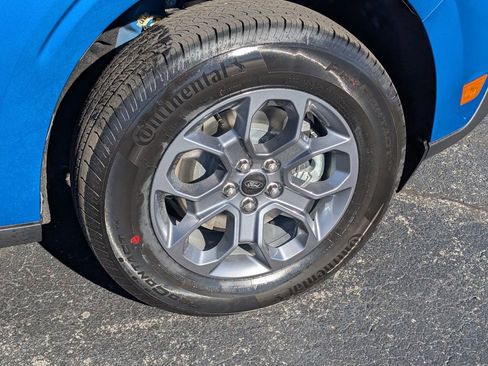 New 2025 Ford Maverick XLT image 17