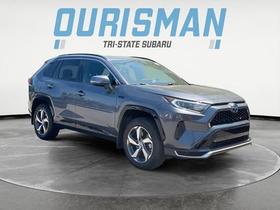 Used 2021 Toyota RAV4 SE w/ Weather & Moonroof Package