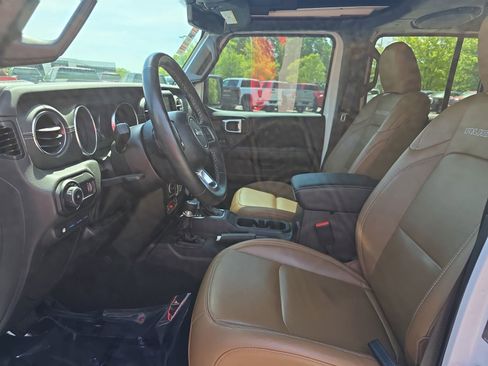 Used 2023 Jeep Wrangler Unlimited Rubicon 4xe w/ Cold Weather Group image 16