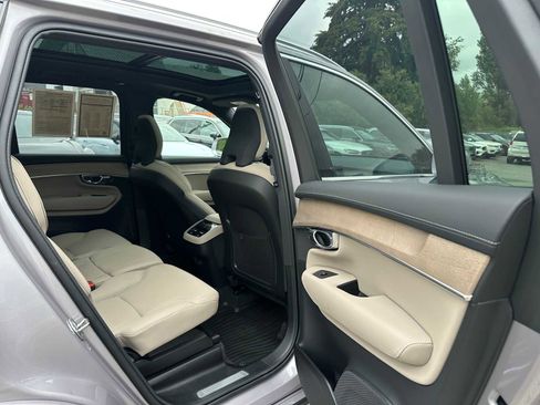 Used 2026 Volvo XC90 B6 Plus w/ Protection Package Premier AWD/4WD image 13