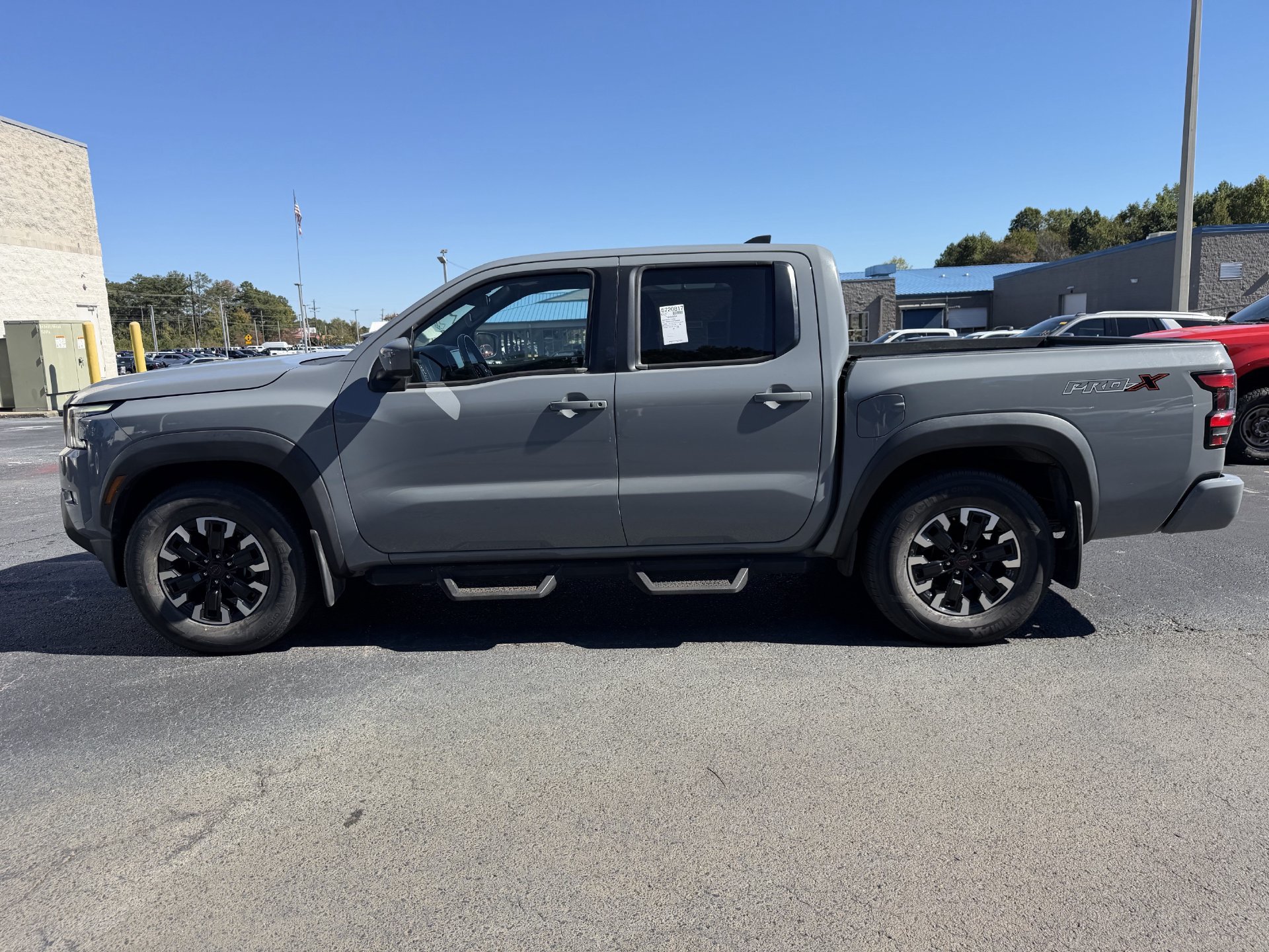 Used 2023 Nissan Frontier Pro-X w/ Tow Package RWD image 13