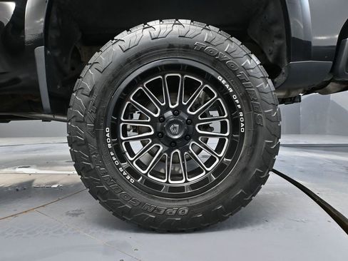 Used 2022 Chevrolet Silverado 1500 RST w/ Z71 Off-Road Package image 16