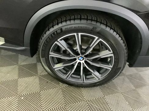 Used 2019 BMW X5 xDrive50i w/ Executive Package AWD/4WD image 38