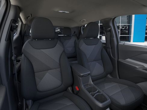 New 2027 Chevrolet Bolt LT w/ Comfort Package image 18