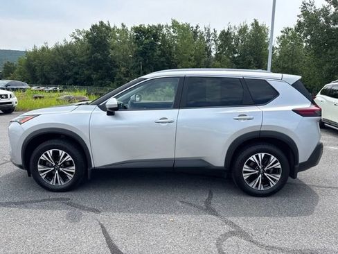 Certified 2023 Nissan Rogue SV w/ SV Premium B Package AWD/4WD image 8