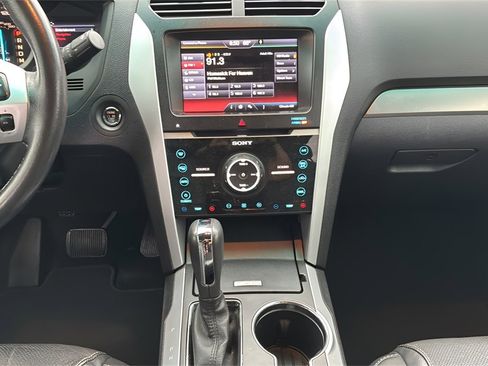 Used 2015 Ford Explorer Sport w/ Equipment Group 401A image 21