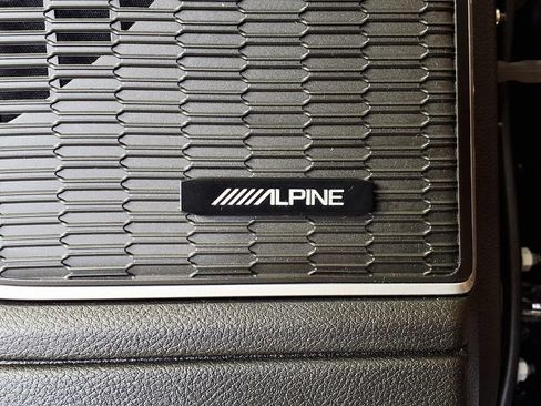 Used 2022 Jeep Grand Cherokee Limited RWD image 24