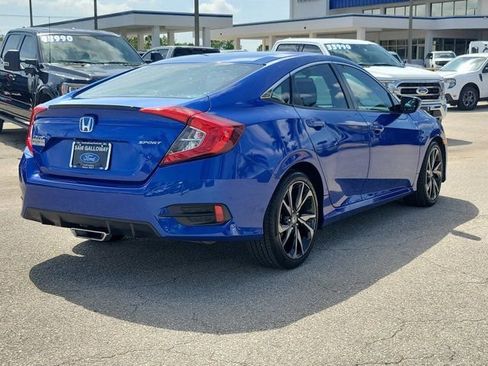 Used 2019 Honda Civic Sport image 6