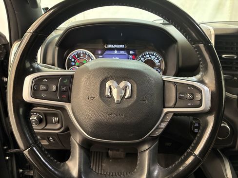 Used 2022 RAM 1500 Big Horn AWD/4WD image 14