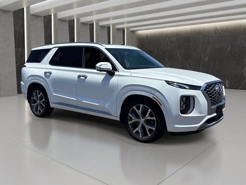 Used 2022 Hyundai Palisade Limited w/ Cargo Package FWD image 8