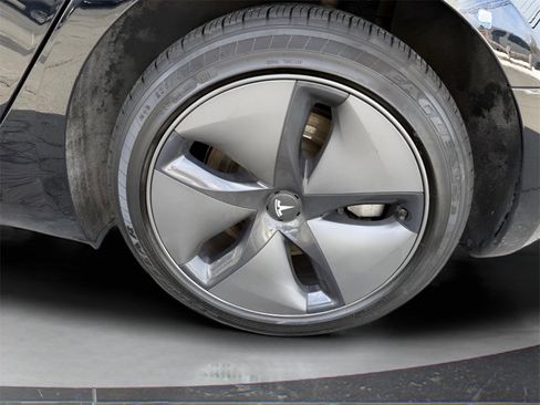 Used 2023 Tesla Model 3 Long Range image 11