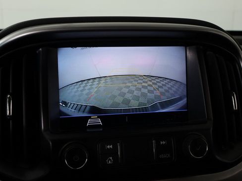 Used 2022 Chevrolet Colorado LT w/ Fleet Safety Package image 6