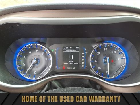 Used 2019 Chrysler Pacifica LX image 19