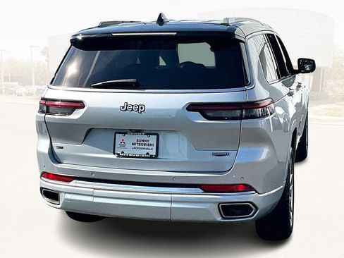 Used 2022 Jeep Grand Cherokee L Summit w/ Luxury Tech Group V image 5