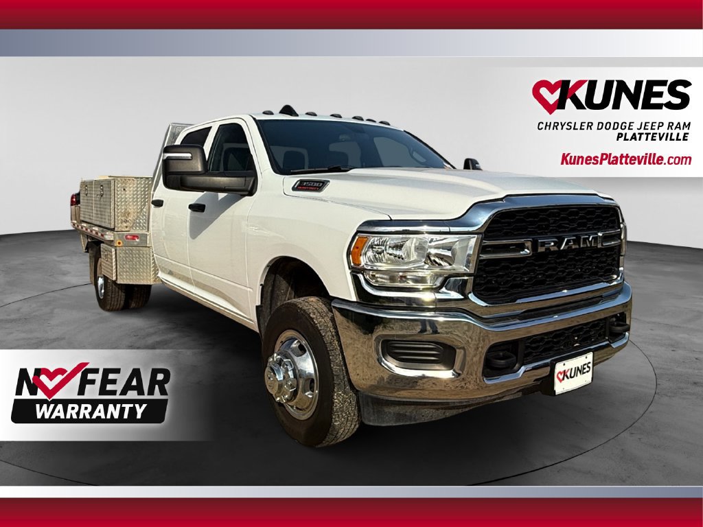 Used 2024 RAM 3500 Tradesman w/ Chrome Appearance Group AWD/4WD image 1