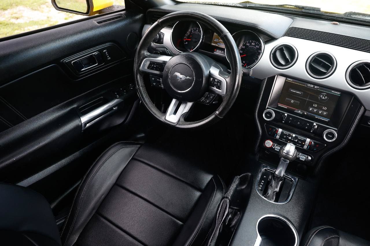 Used 2015 Ford Mustang Premium RWD image 21