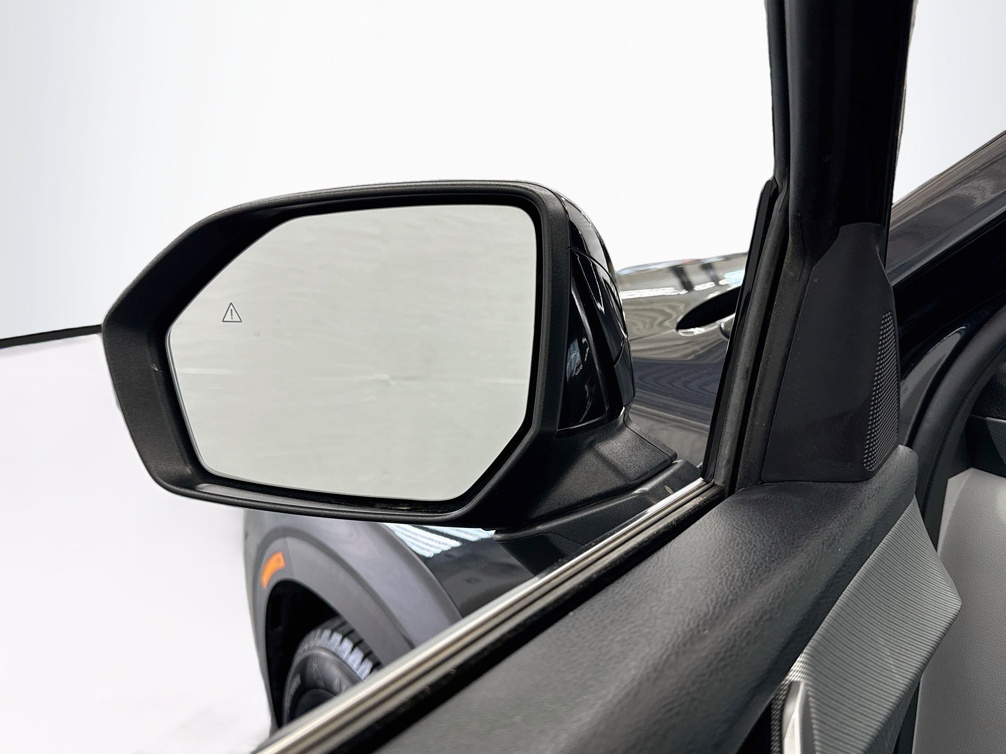 Used 2025 Hyundai Palisade SEL FWD image 16