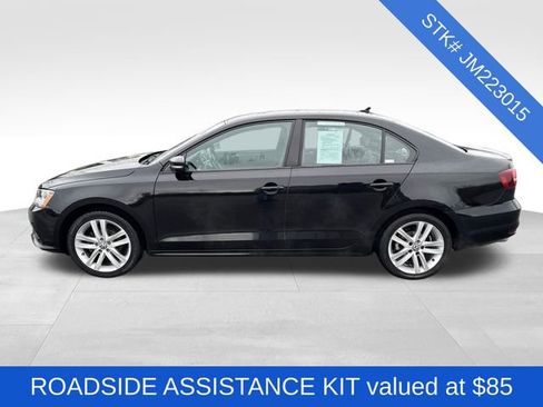 Used 2018 Volkswagen Jetta Sport image 4