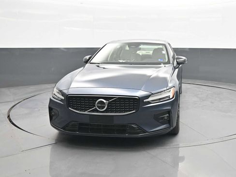 Used 2024 Volvo S60 B5 Plus AWD/4WD image 3